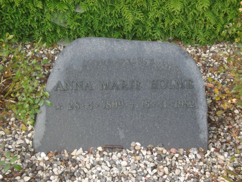 Anna Marie Holme.JPG